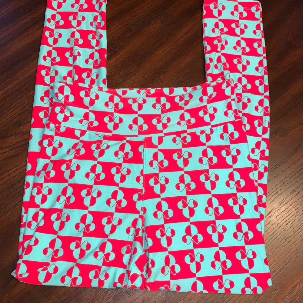 RARE Hard to Find Minnie Mouse NWOT LuLaRoe Disney Collection Leggings